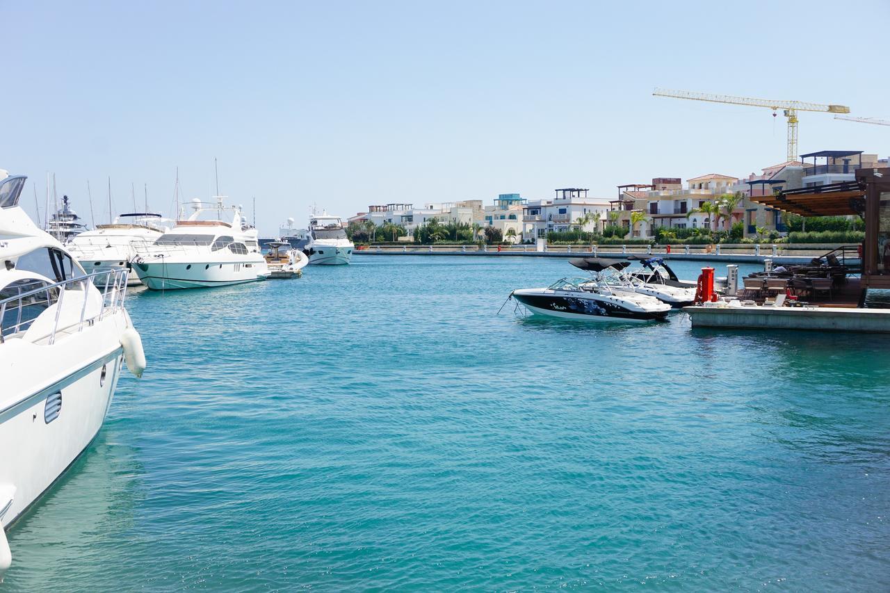 Limassol Marina Nereids D22 By Ezoria Villas Kültér fotó